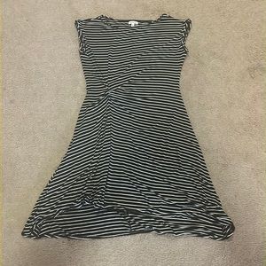 Max Studio striped T-shirt dress size L black and white